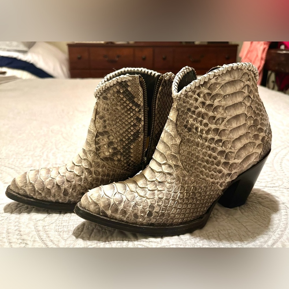 Allen’s Boots REAL Python skin / leather Booties